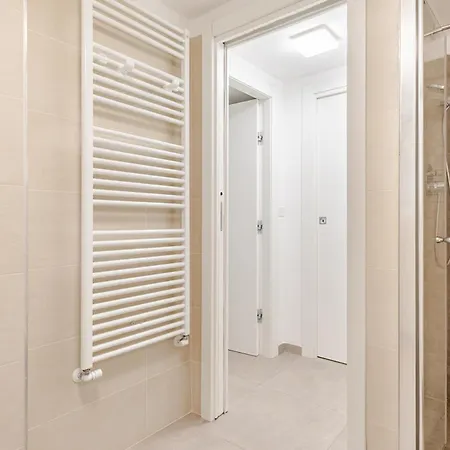 Apartmán Exclusive E Depandance - Vle Dante - - Privacy Ed Enormi Spazi Nel Quartiere Piu Rinomato