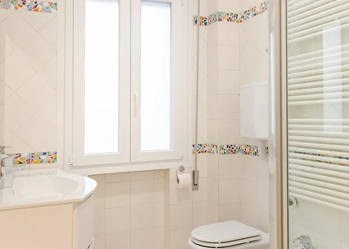 Exclusive E Depandance - Vle Dante - - Privacy Ed Enormi Spazi Nel Quartiere Piu Rinomato Lägenhet Riccione