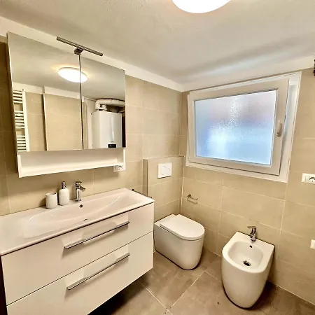 Exclusive E Depandance - Vle Dante - - Privacy Ed Enormi Spazi Nel Quartiere Piu Rinomato * Riccione