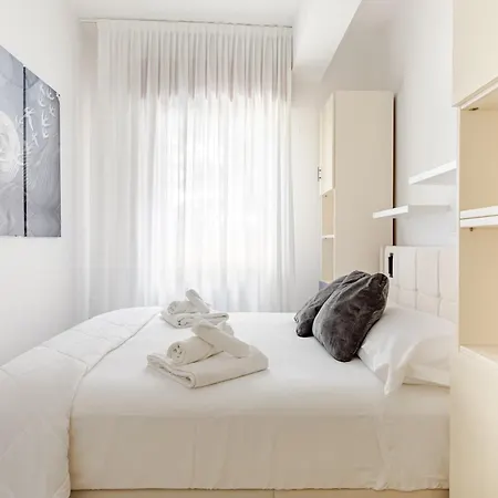 Apartment Exclusive E Depandance - Vle Dante - - Privacy Ed Enormi Spazi Nel Quartiere Piu Rinomato *